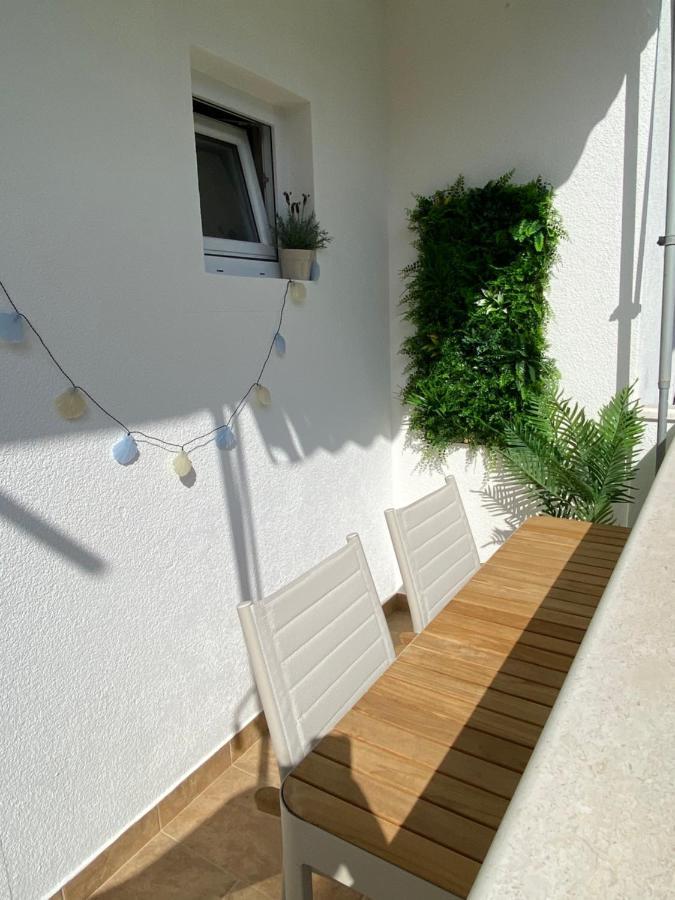 Mamma Mia Apartments-city Center Hvar Town