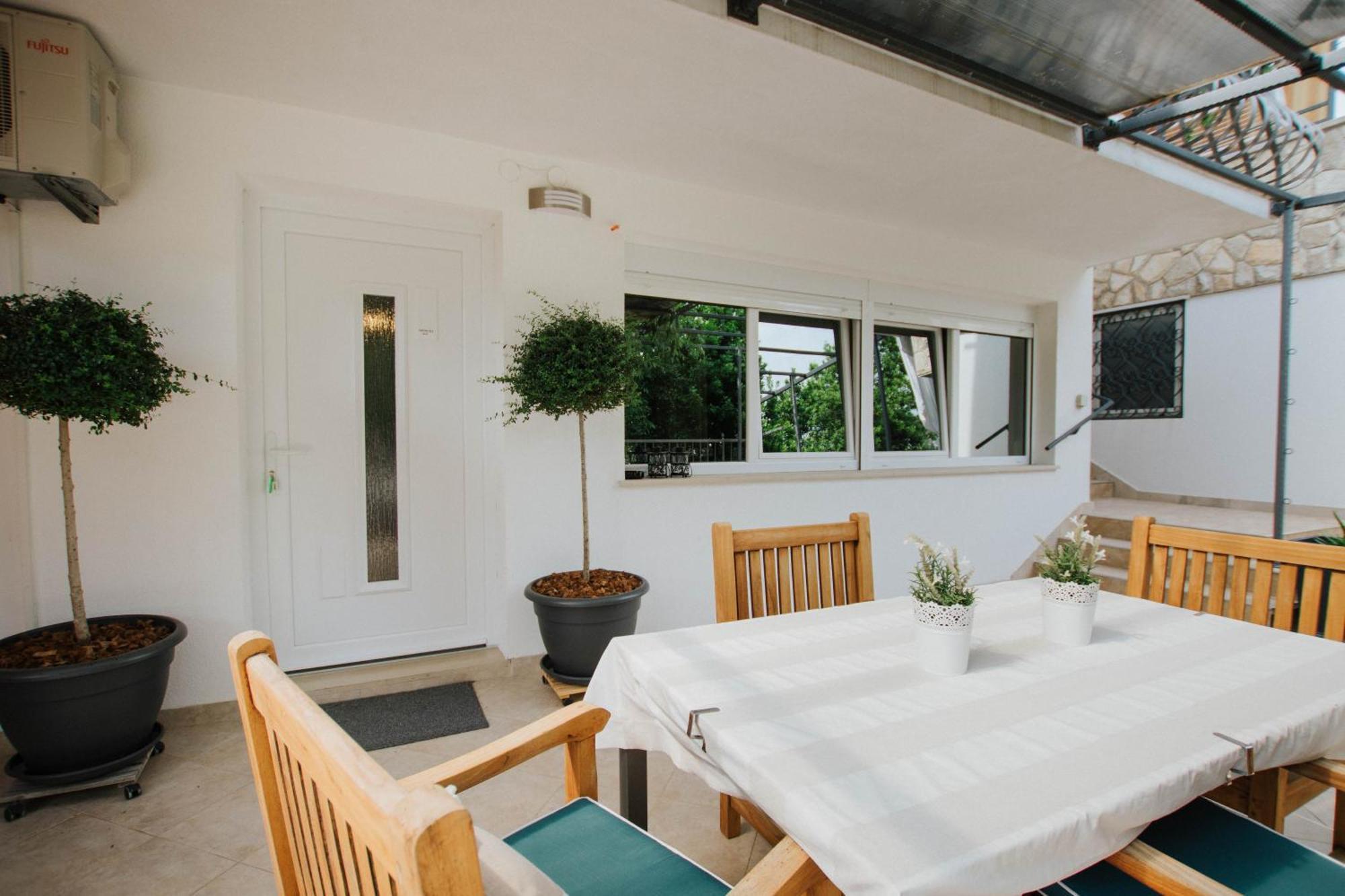 Apartment Mamma Mia Apartments-city Center Hvar Town