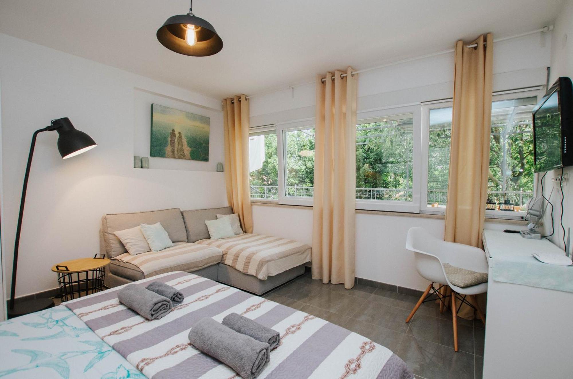 Mamma Mia Apartments-city Center * Hvar Town