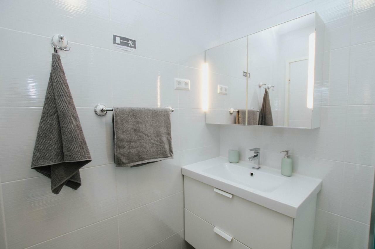 Mamma Mia Apartments-city Center Apartment *